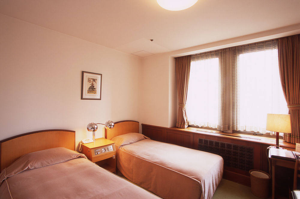 Hilltop Hotel Präfektur Tokio Exterior foto